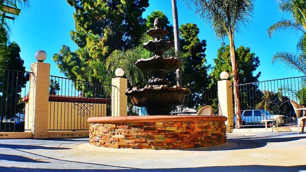Surestay By Western San Diego Bay Hotel